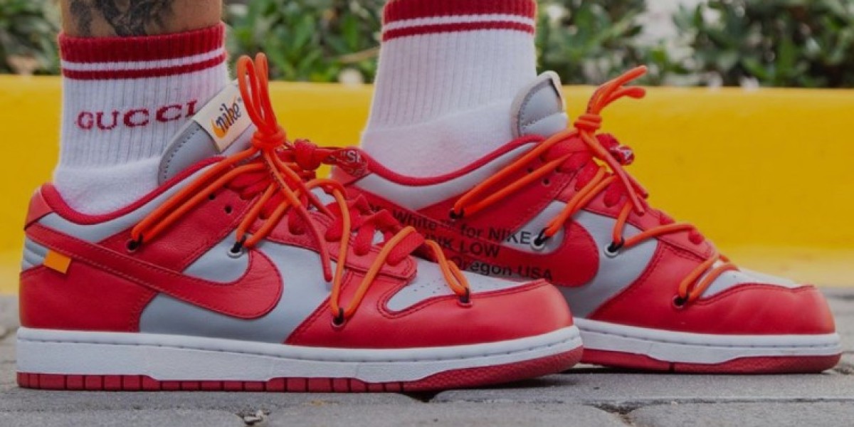 Nike Dunk Low OW Uni Red: Ultimate Xmas Sneaker